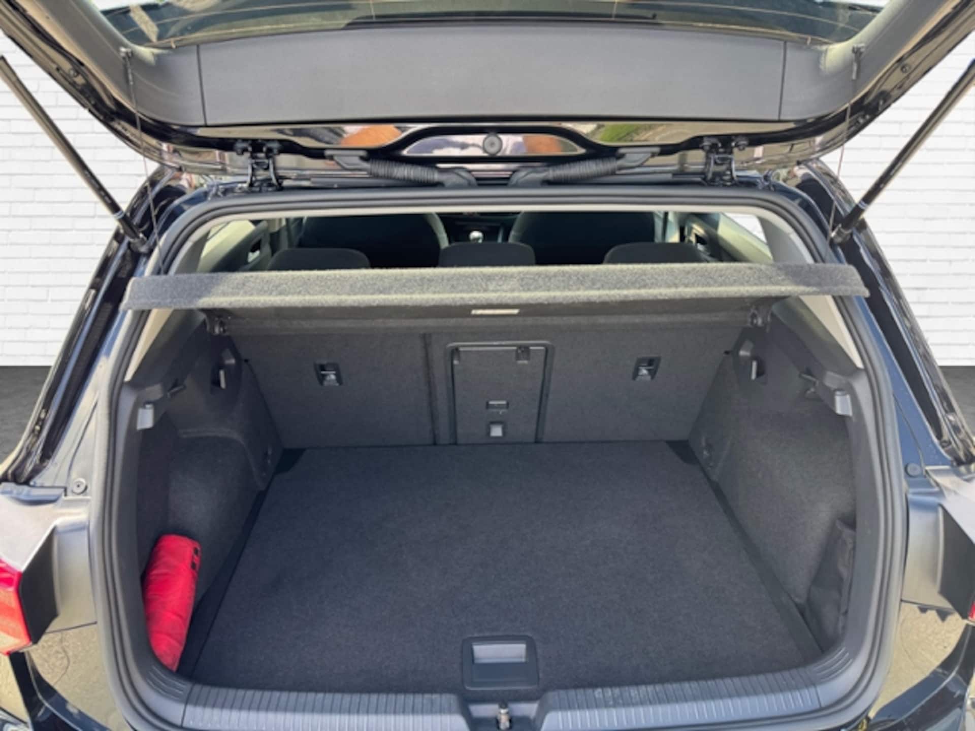 Volkswagen Golf Active