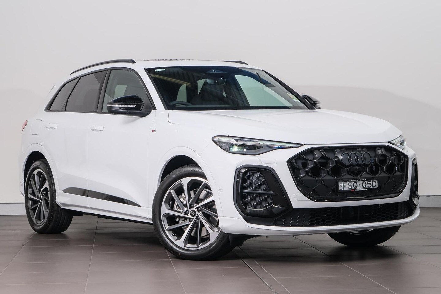 Image about Audi Q5 SUV TDI quattro 150 kW sport