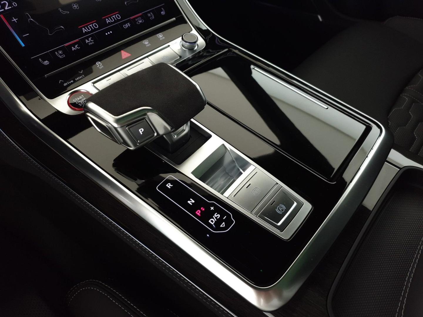 Immagine di Audi RS Q8 RS Q8 441 kW (600 CV) tiptronic - Vista: for more details contact your dealer