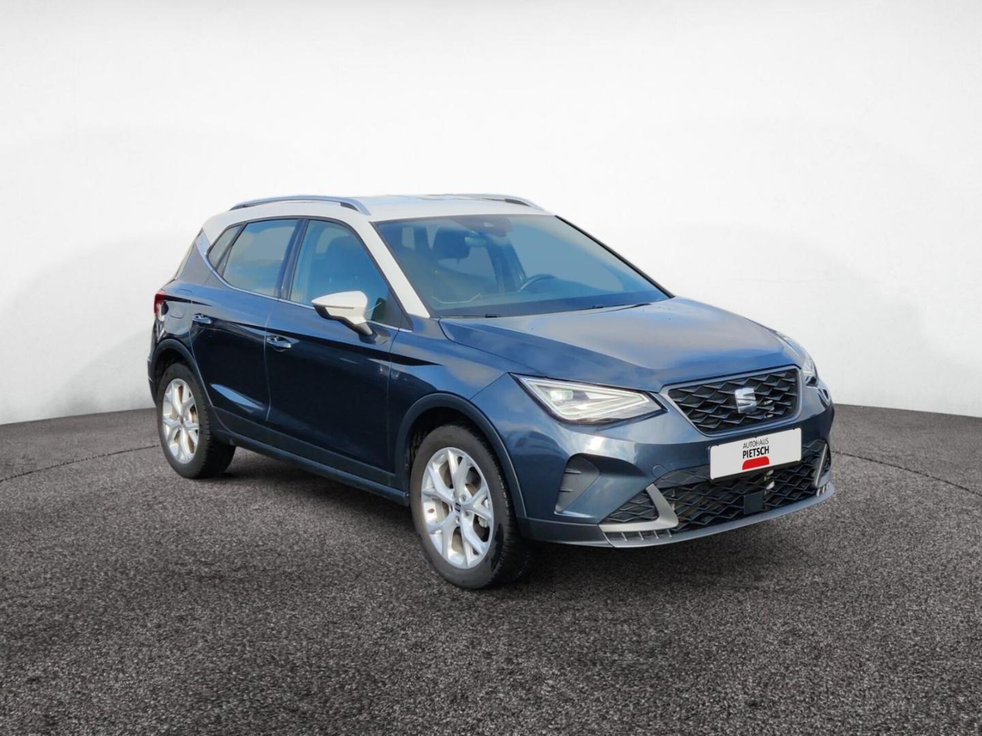 SEAT Arona FR