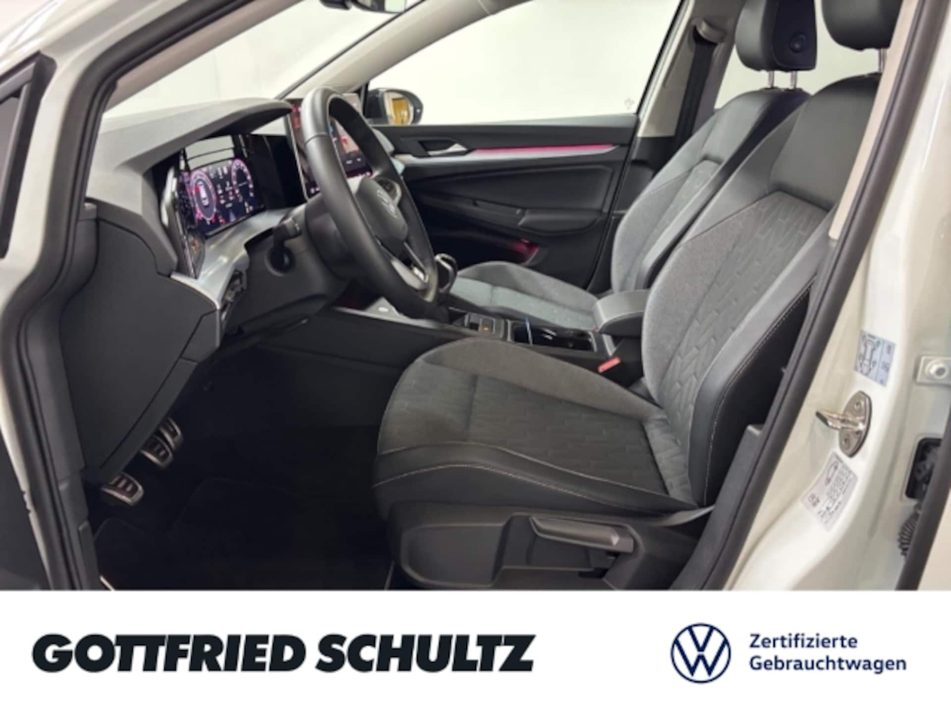 Volkswagen Golf Life