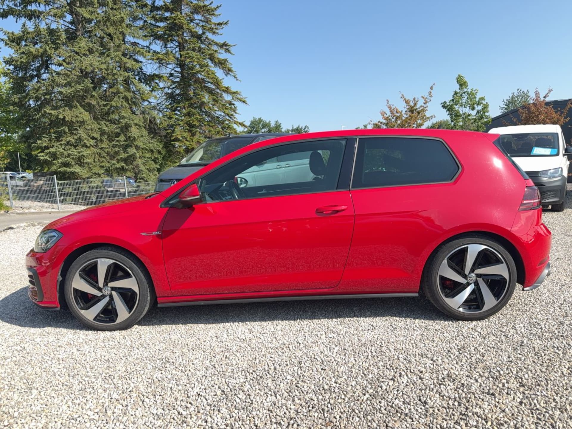 Volkswagen Golf GTI
