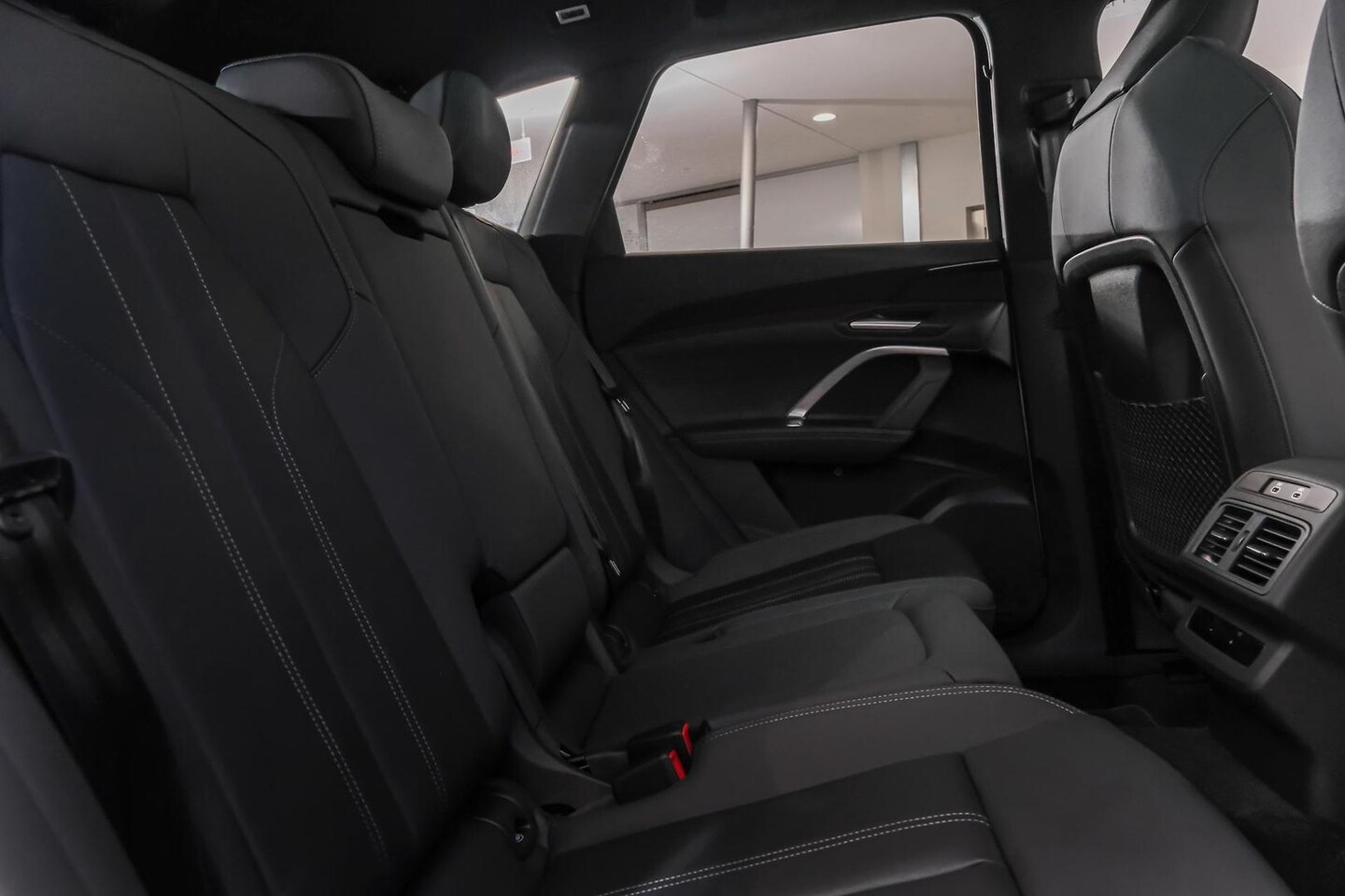 Image about Audi Q5 SUV TDI quattro 150 kW sport