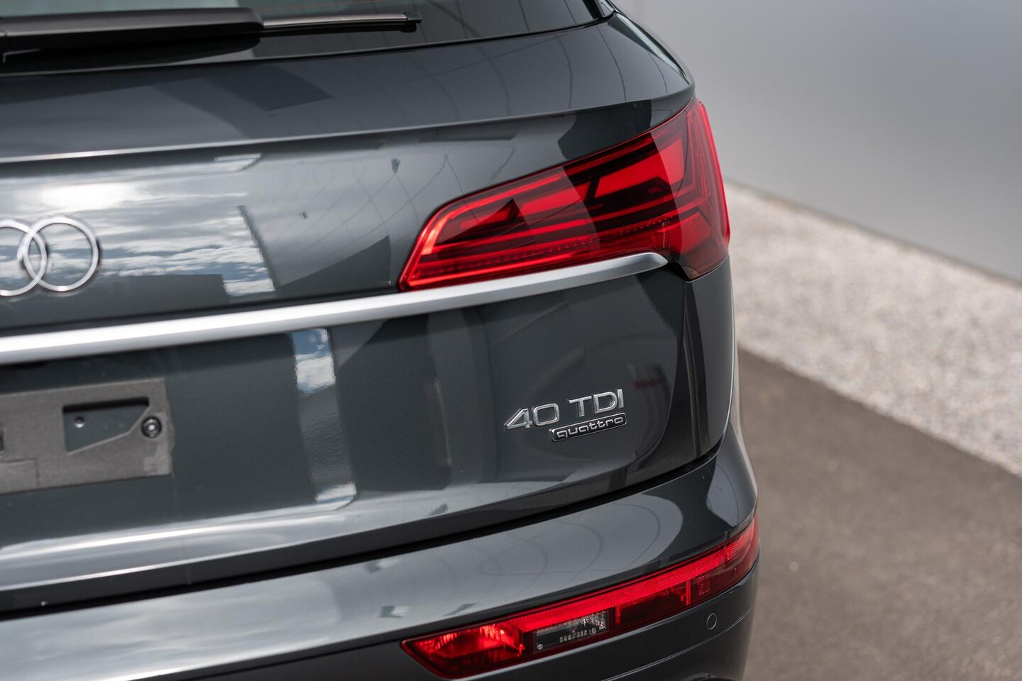 Image about Audi Q5 Sport 40 TDI quattro S tronic