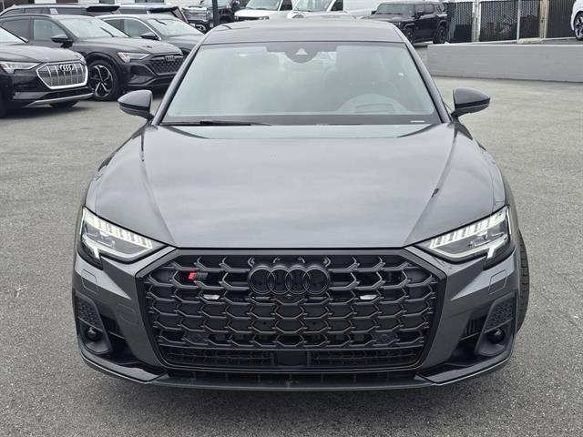 2025 Audi S8 Base - Photo 38