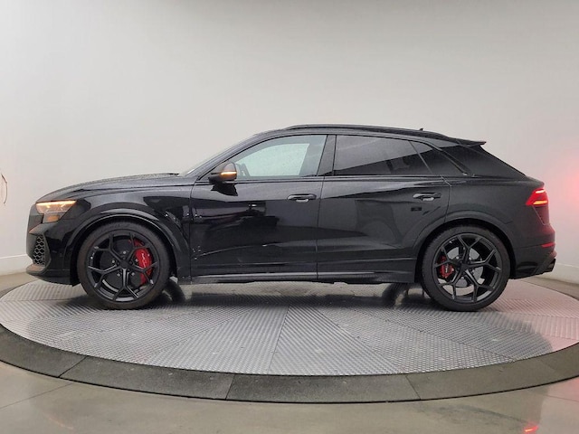 2026 Audi RS Q8 SUV performance
