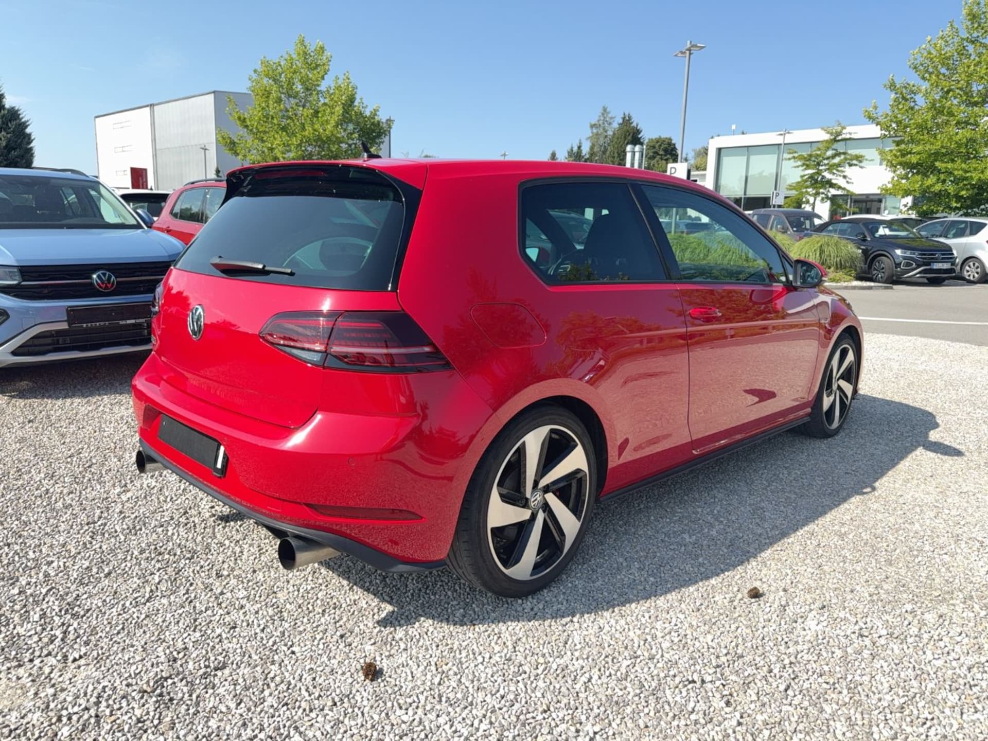 Volkswagen Golf GTI