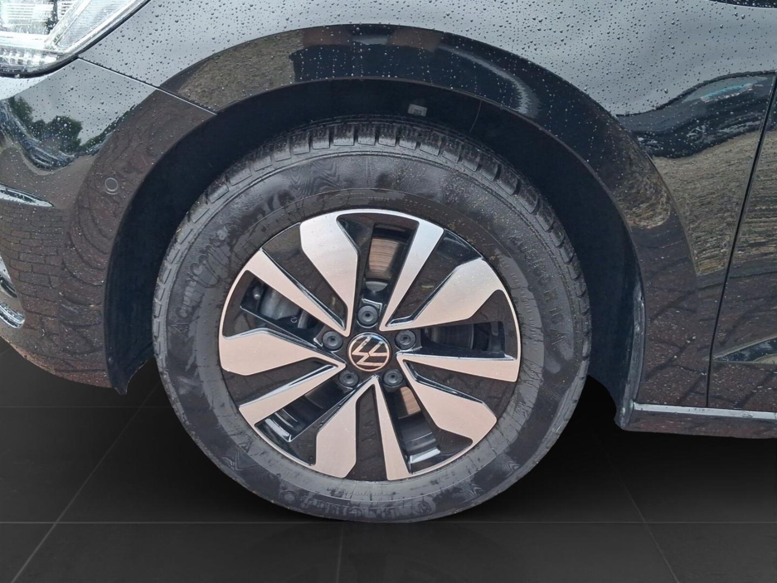 Volkswagen Touran – Bild 6