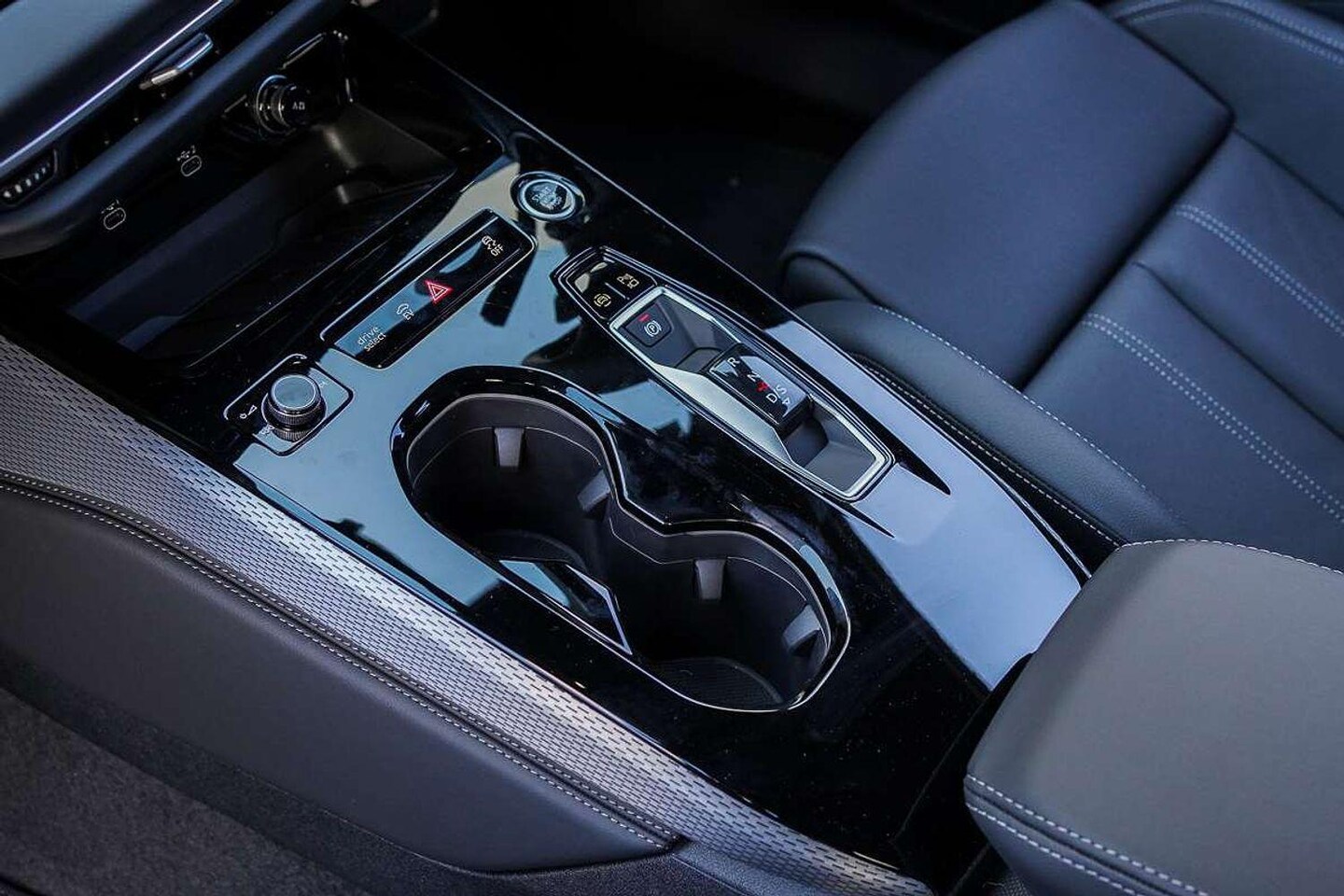 Image about Audi A5 Avant TFSI e e-hybrid quattro 270 kW S tronic