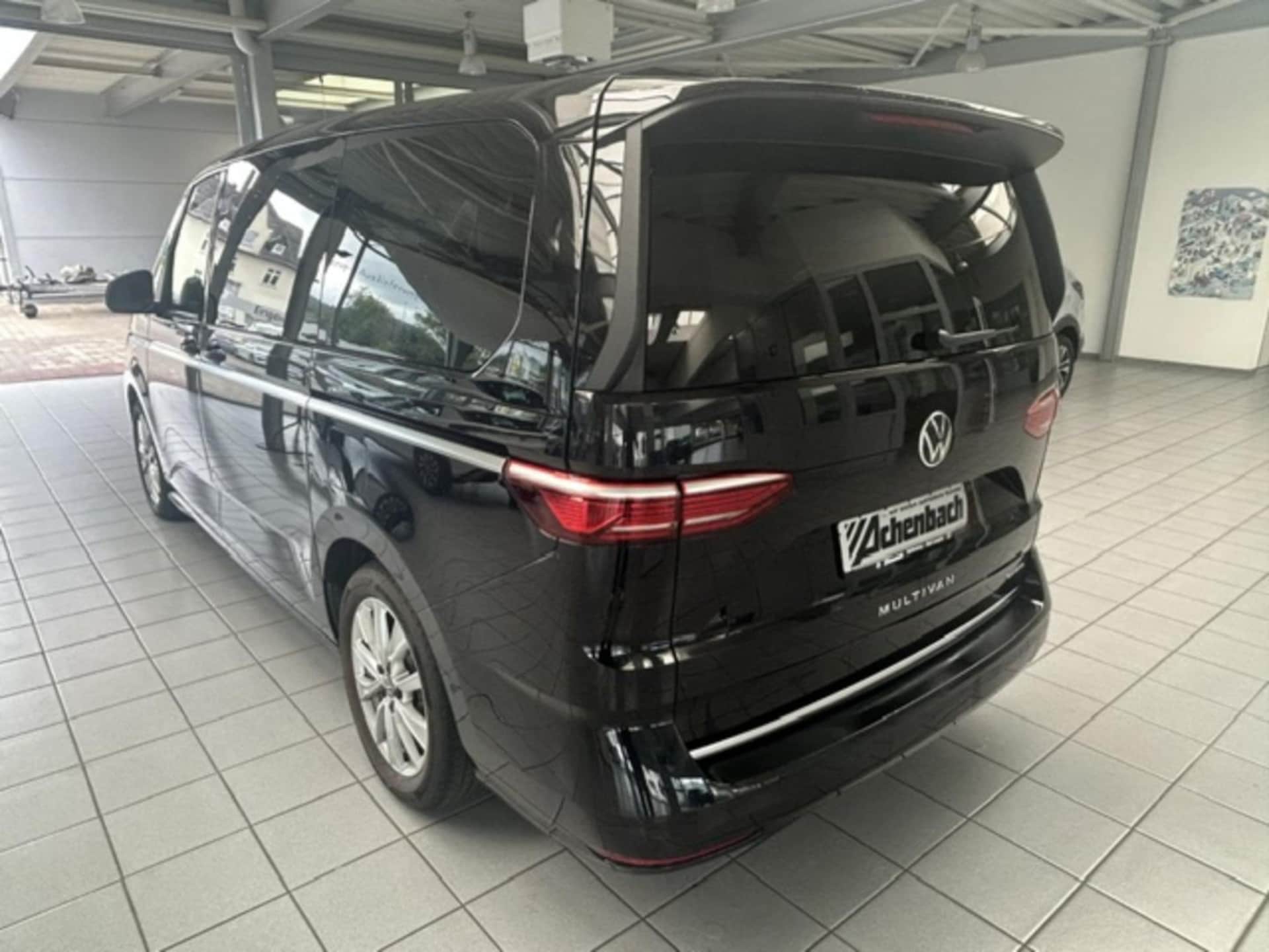 Volkswagen Multivan Langversion Style