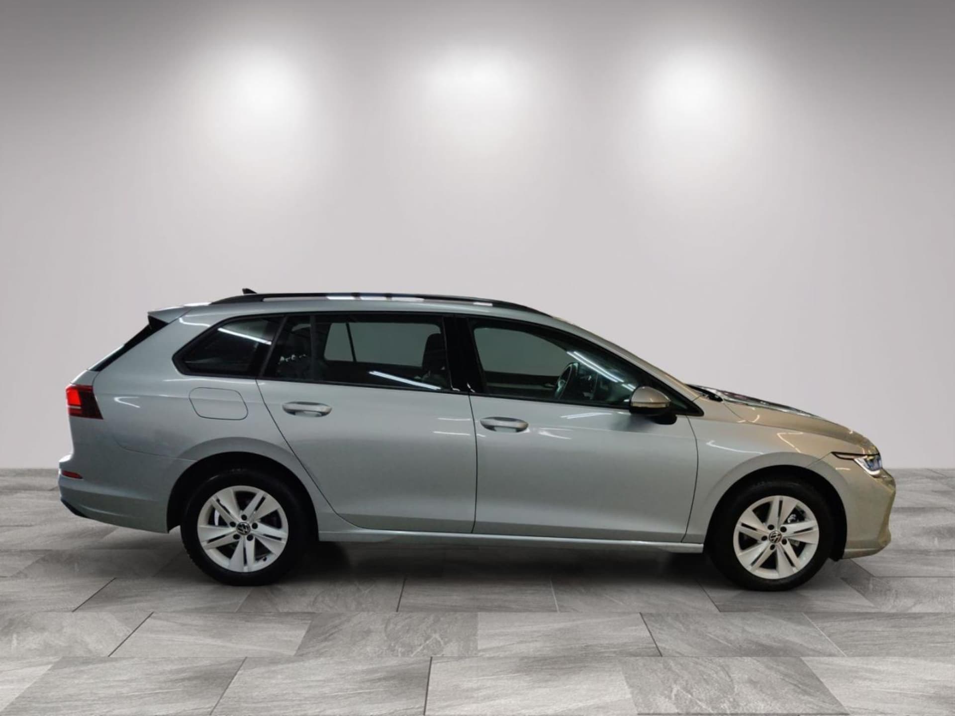 Volkswagen Golf Variant Life