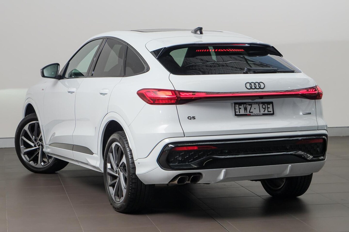 Image about Audi Q5 Sportback TDI quattro 150 kW sport
