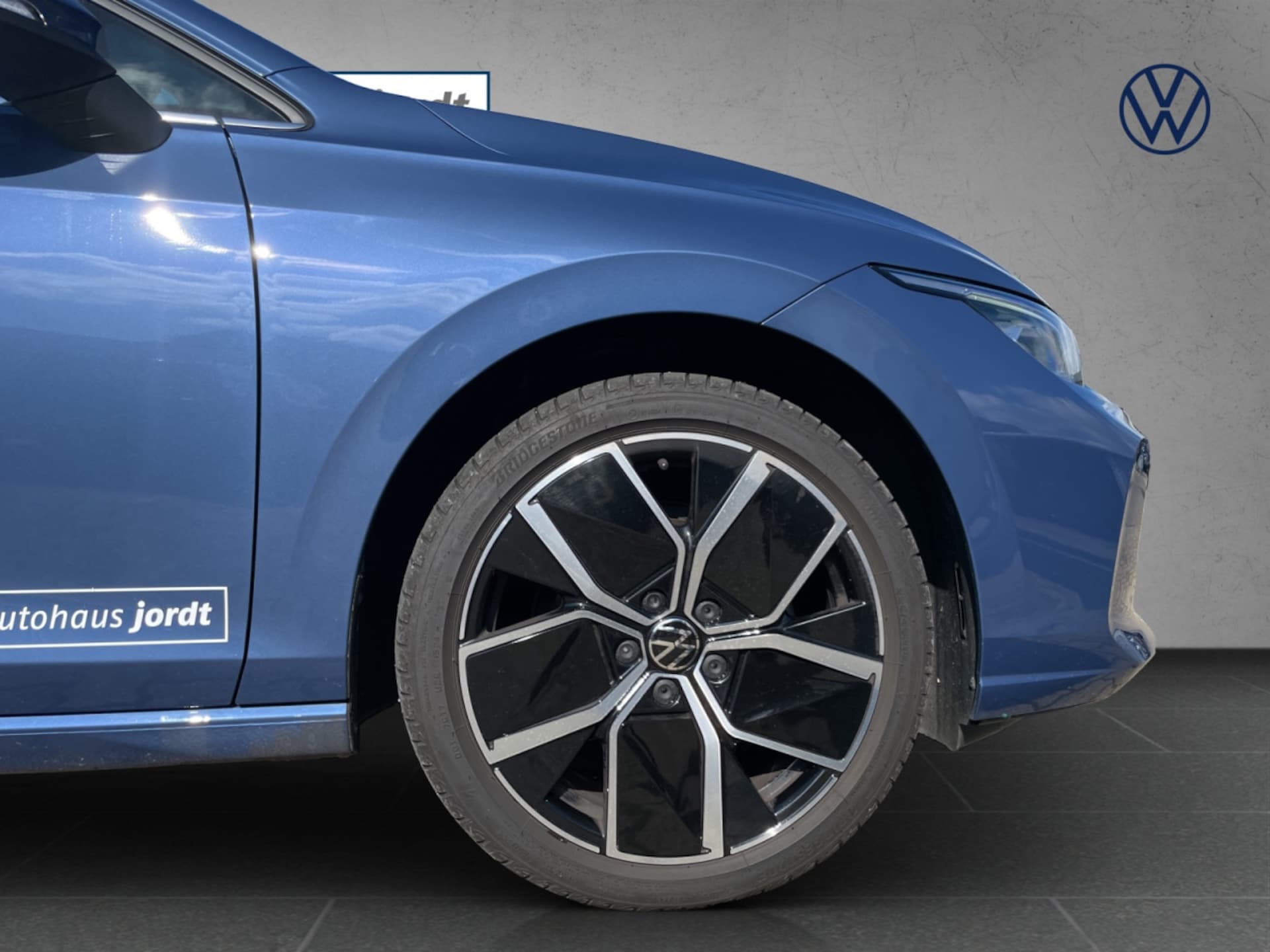 Volkswagen Golf Style