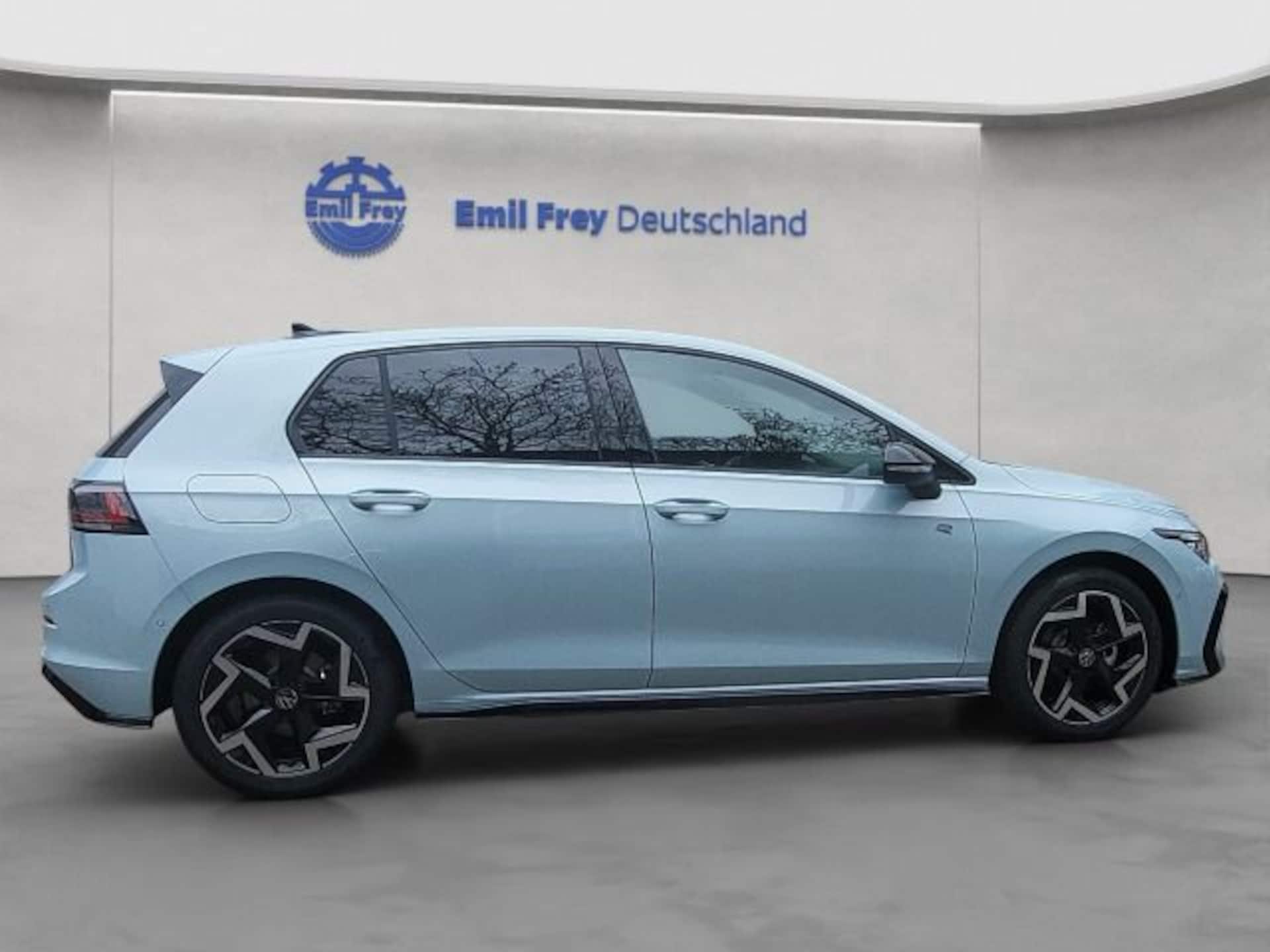 Volkswagen Golf R-Line