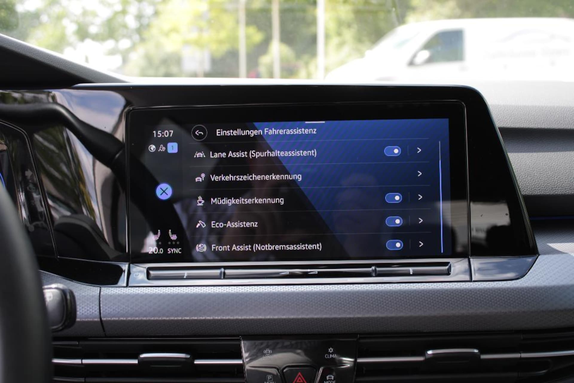 Volkswagen Golf Active