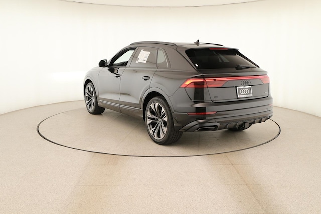 2026 Audi Q8