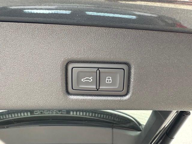 2026 Audi SQ5 Premium Plus - Photo 33