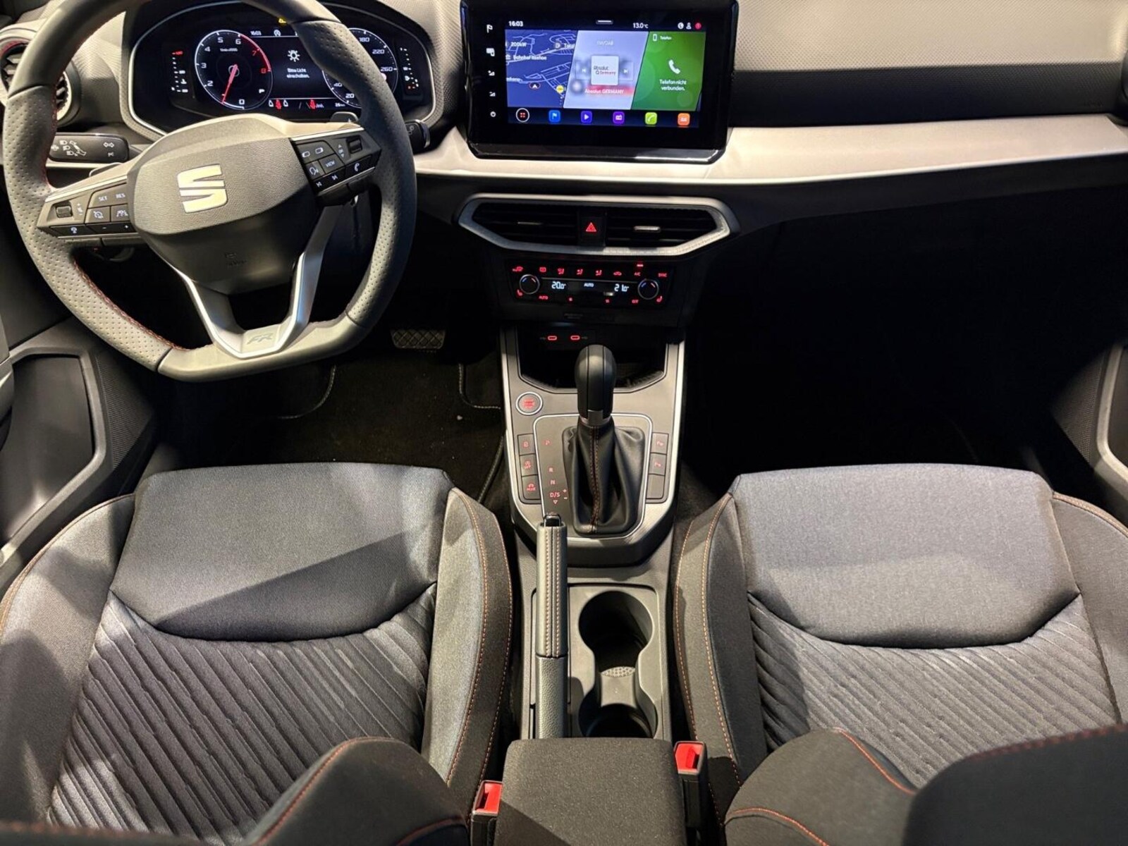 SEAT Arona – Bild 15