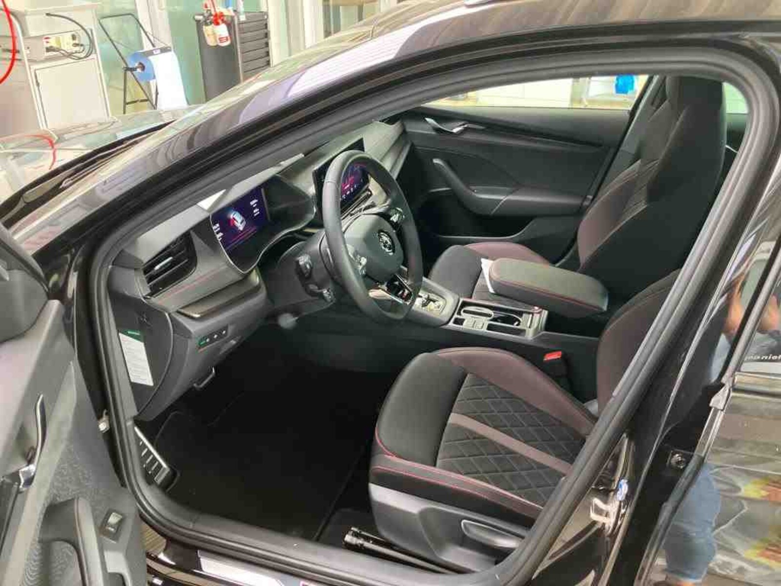 Škoda Octavia Combi – Bild 7