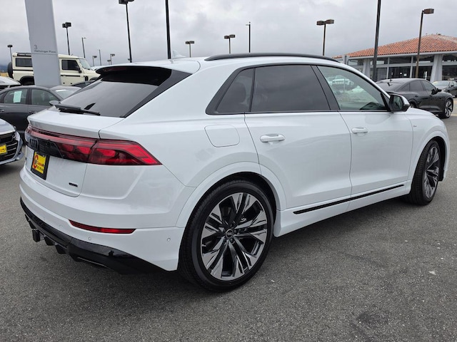 2026 Audi Q8