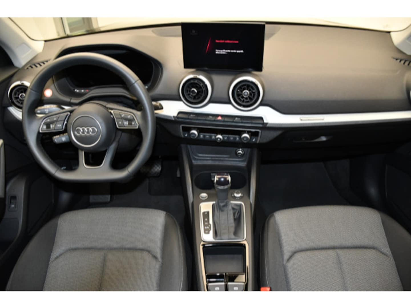 Bild über Audi Q2 S line 35 TFSI S tronic - für weitere Informationen kontaktieren Sie den Audi Partner