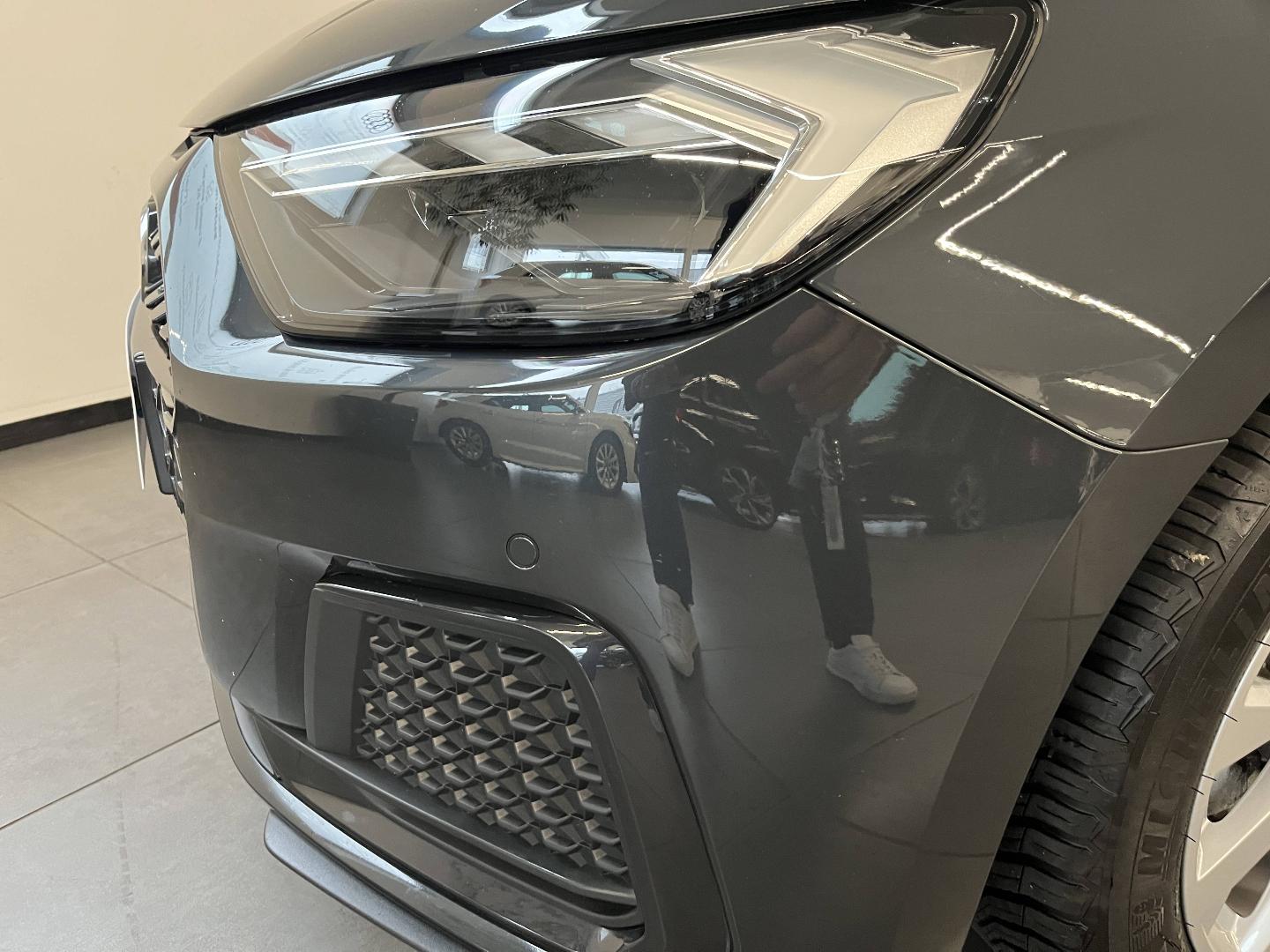 Image about Audi A1 Sportback Design 30 TFSI 85 kW (116 ch) 6 vitesses