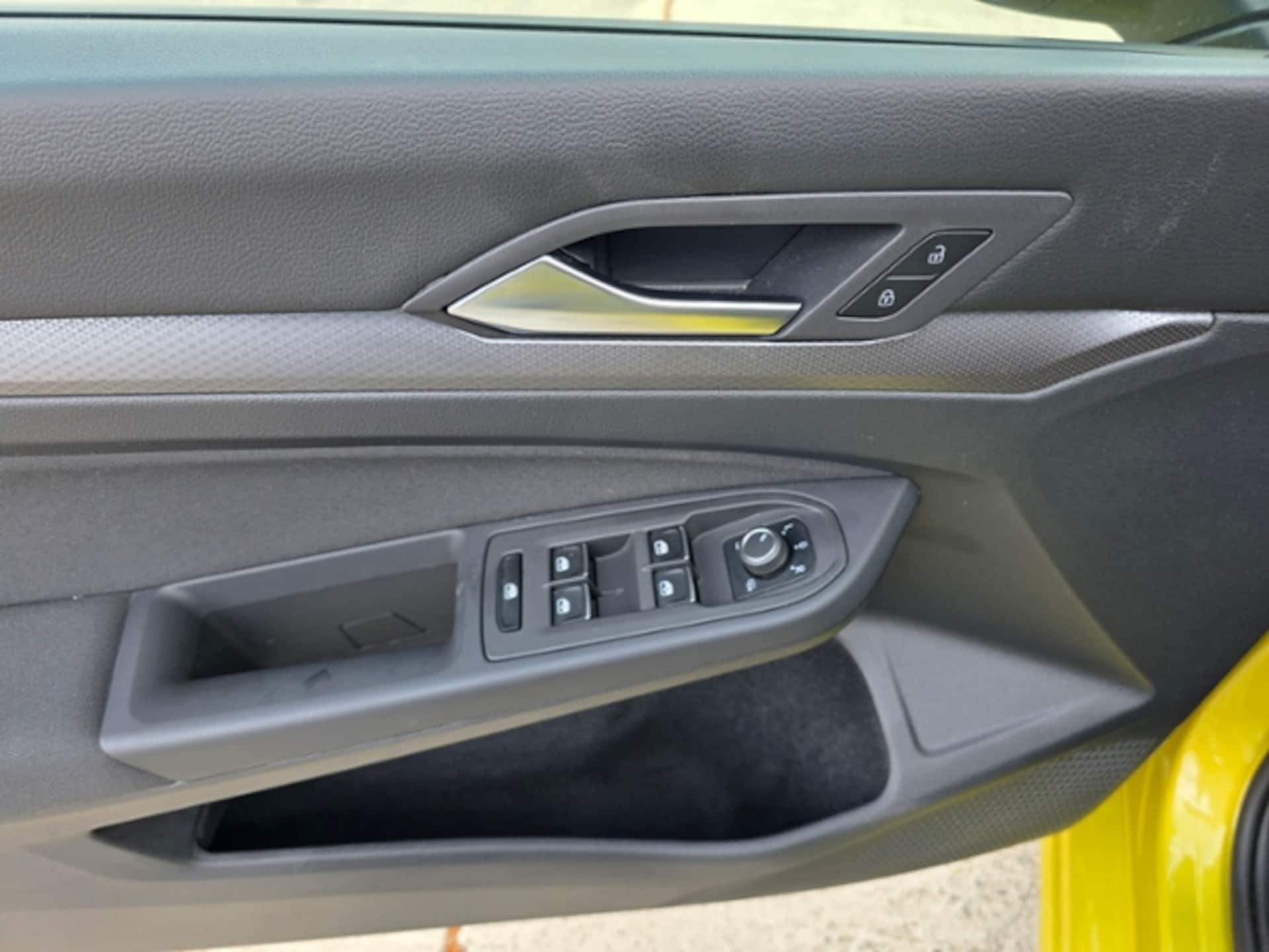 Volkswagen Golf Active