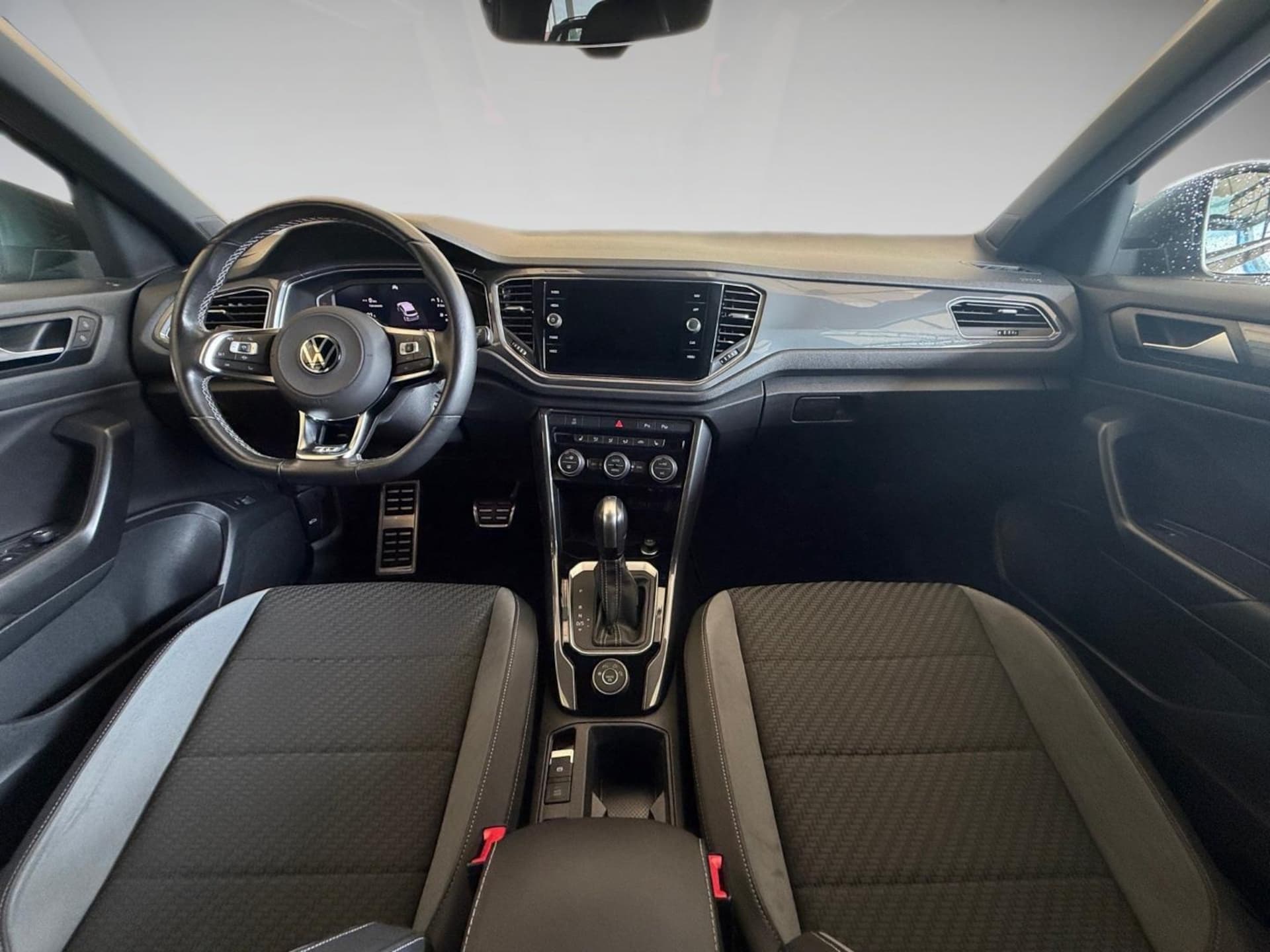 Volkswagen T-Roc Sport