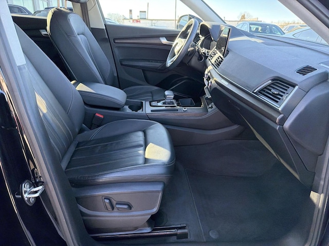 2023 Audi Q5 Premium Plus - Photo 22
