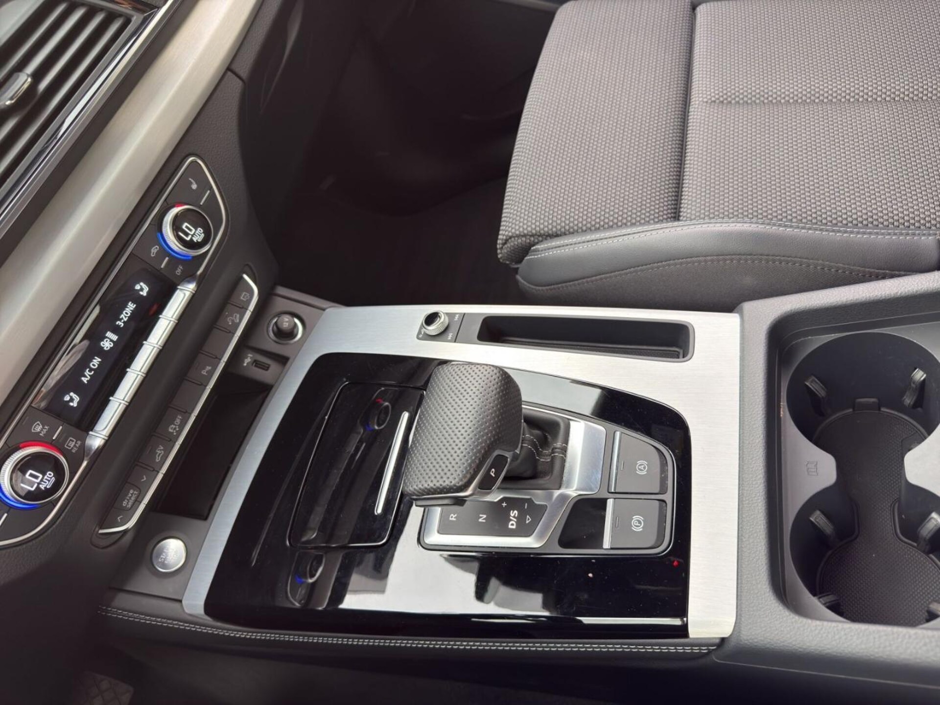 Audi Q5 TFSI e advanced