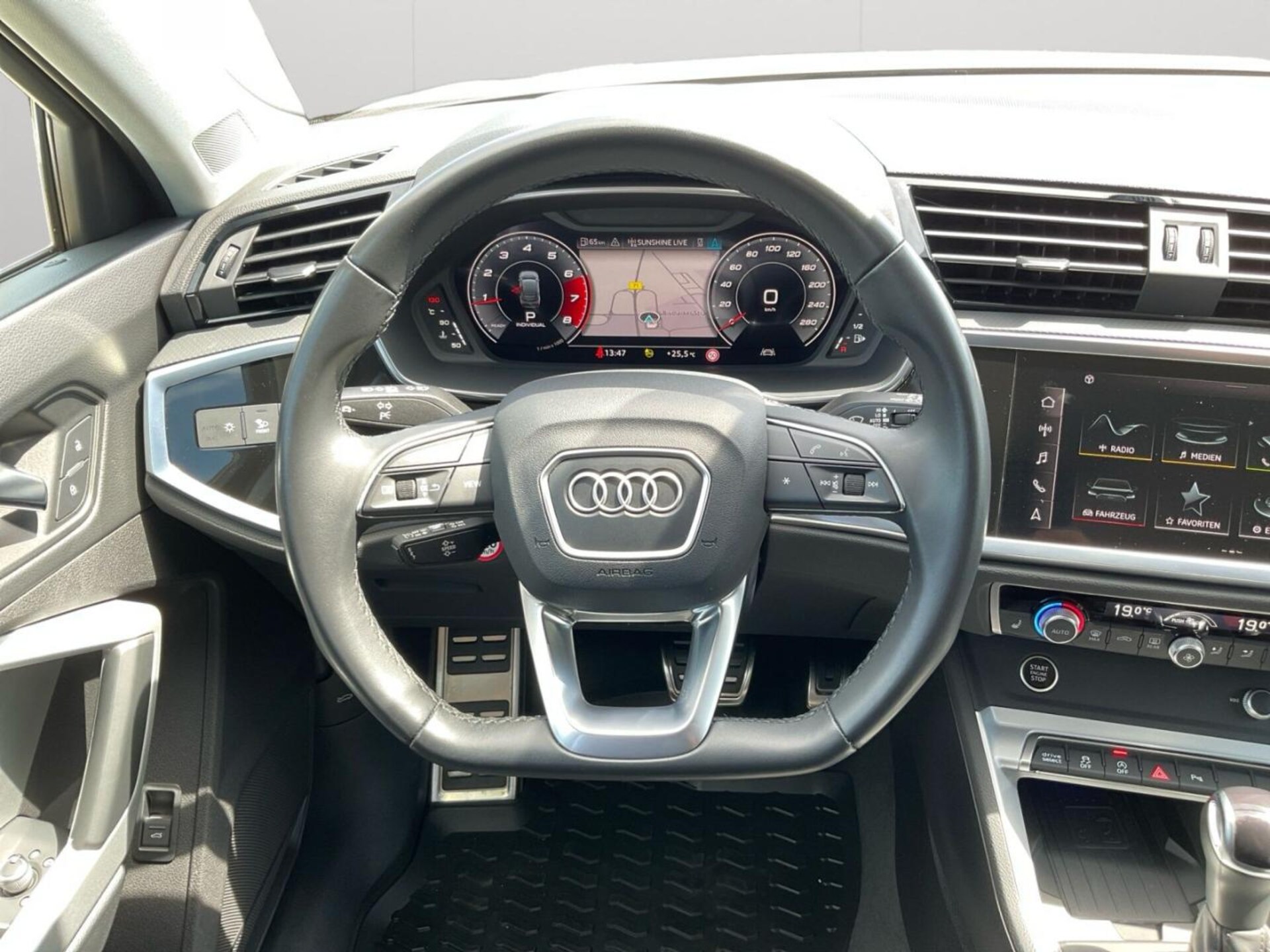 Audi Q3 Sportback S line