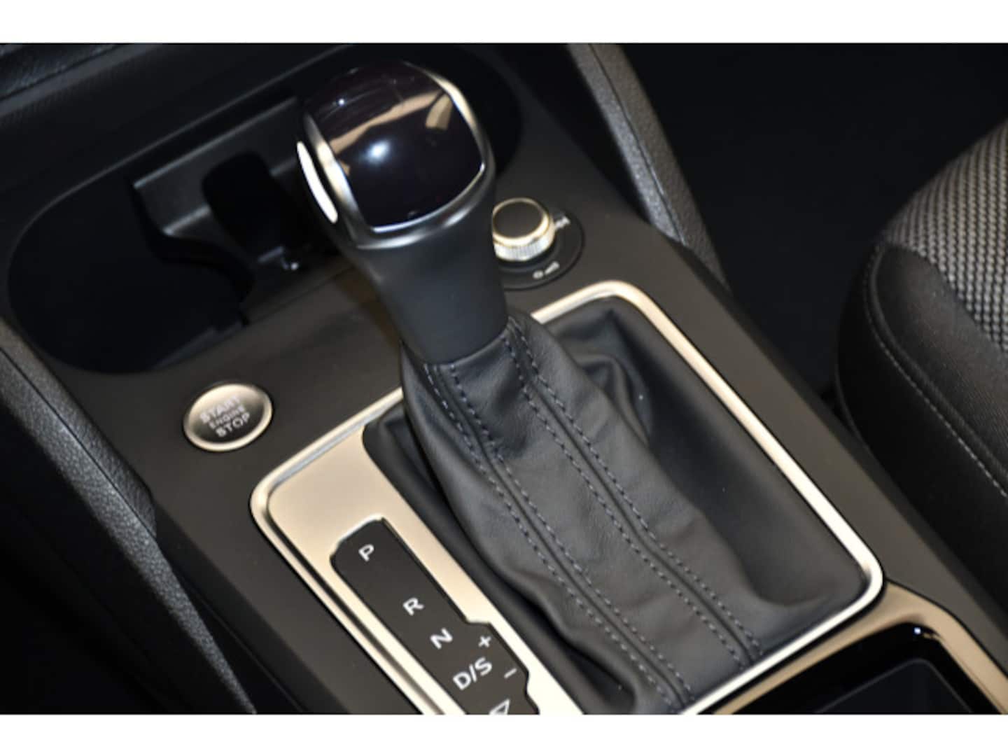 Bild über Audi Q2 S line 35 TFSI S tronic - für weitere Informationen kontaktieren Sie den Audi Partner