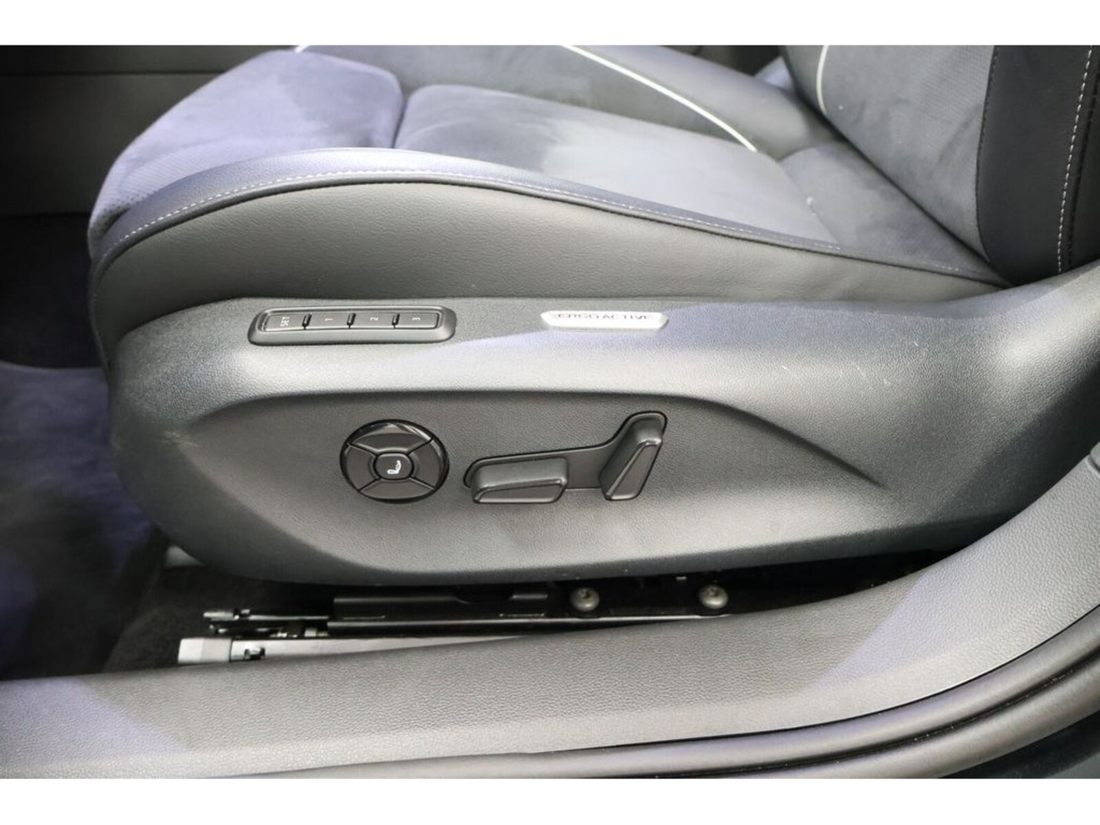 Volkswagen Passat – Bild 20