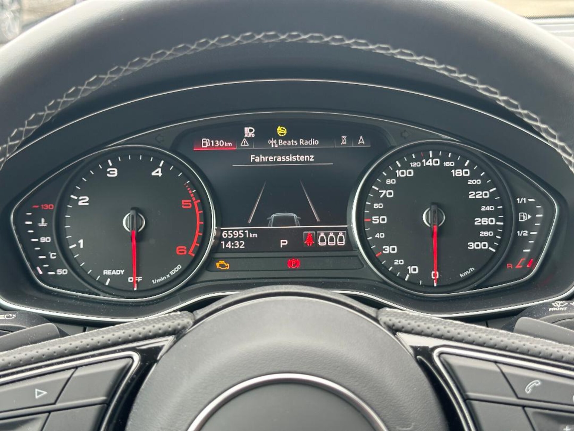 Audi A4 Avant S line