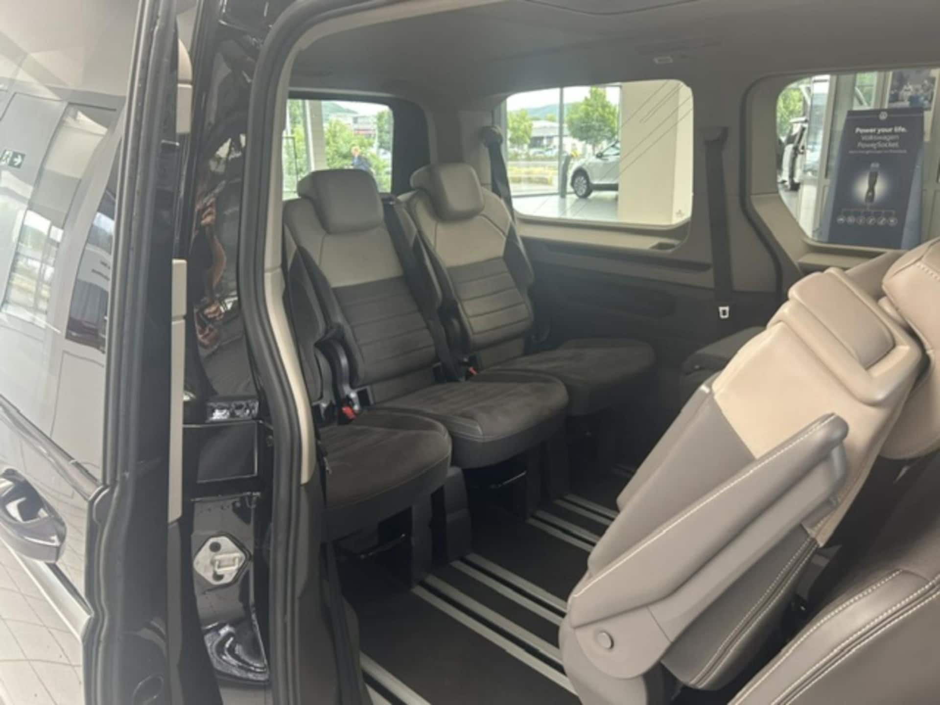 Volkswagen Multivan Langversion Style