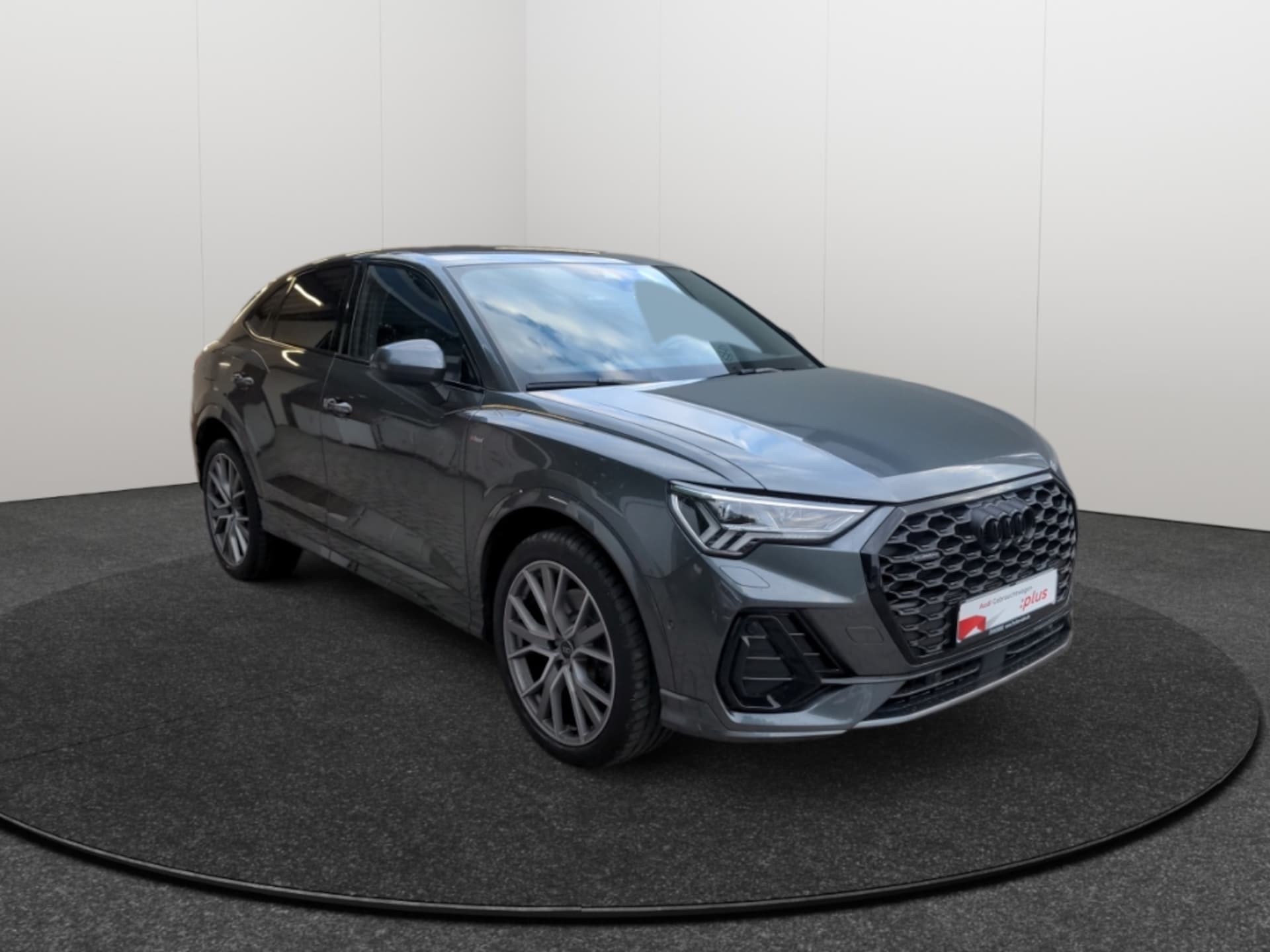 Audi Q3 Sportback S line