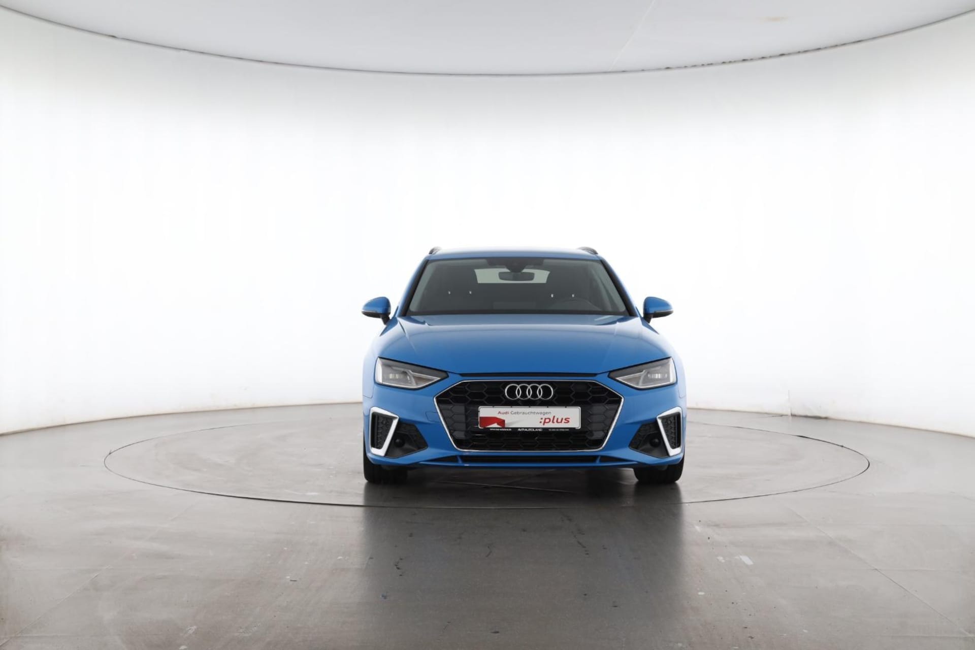 Audi A4 Avant S line