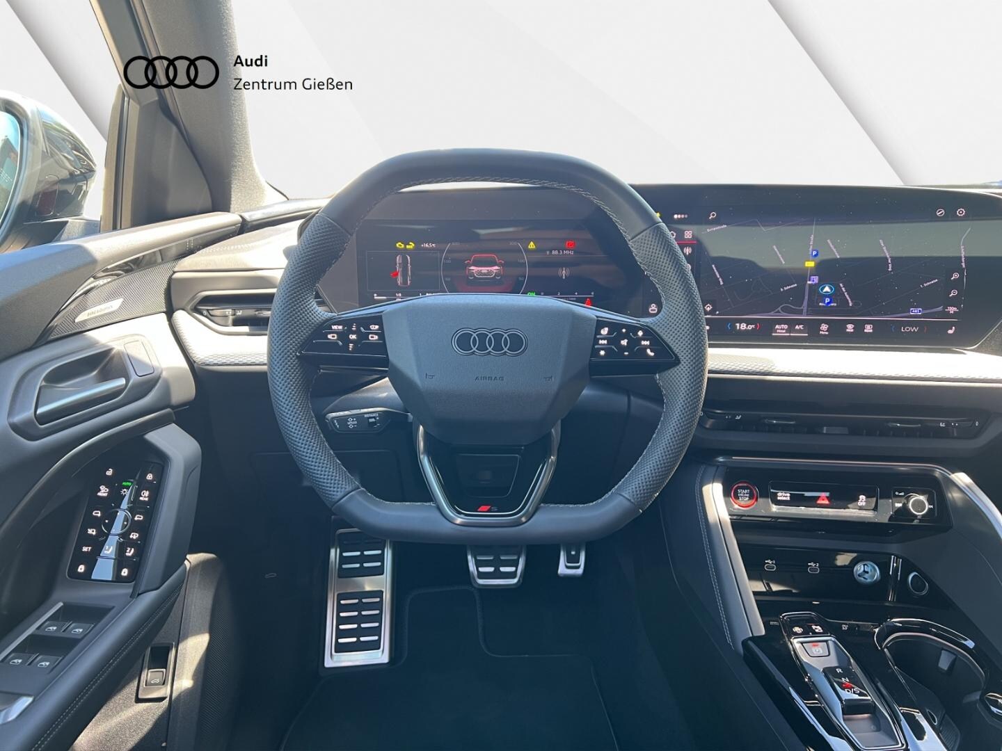 Bild über Audi Q5 Sportback TDI quattro 150 kW S tronic - für weitere Informationen kontaktieren Sie den Audi Partner