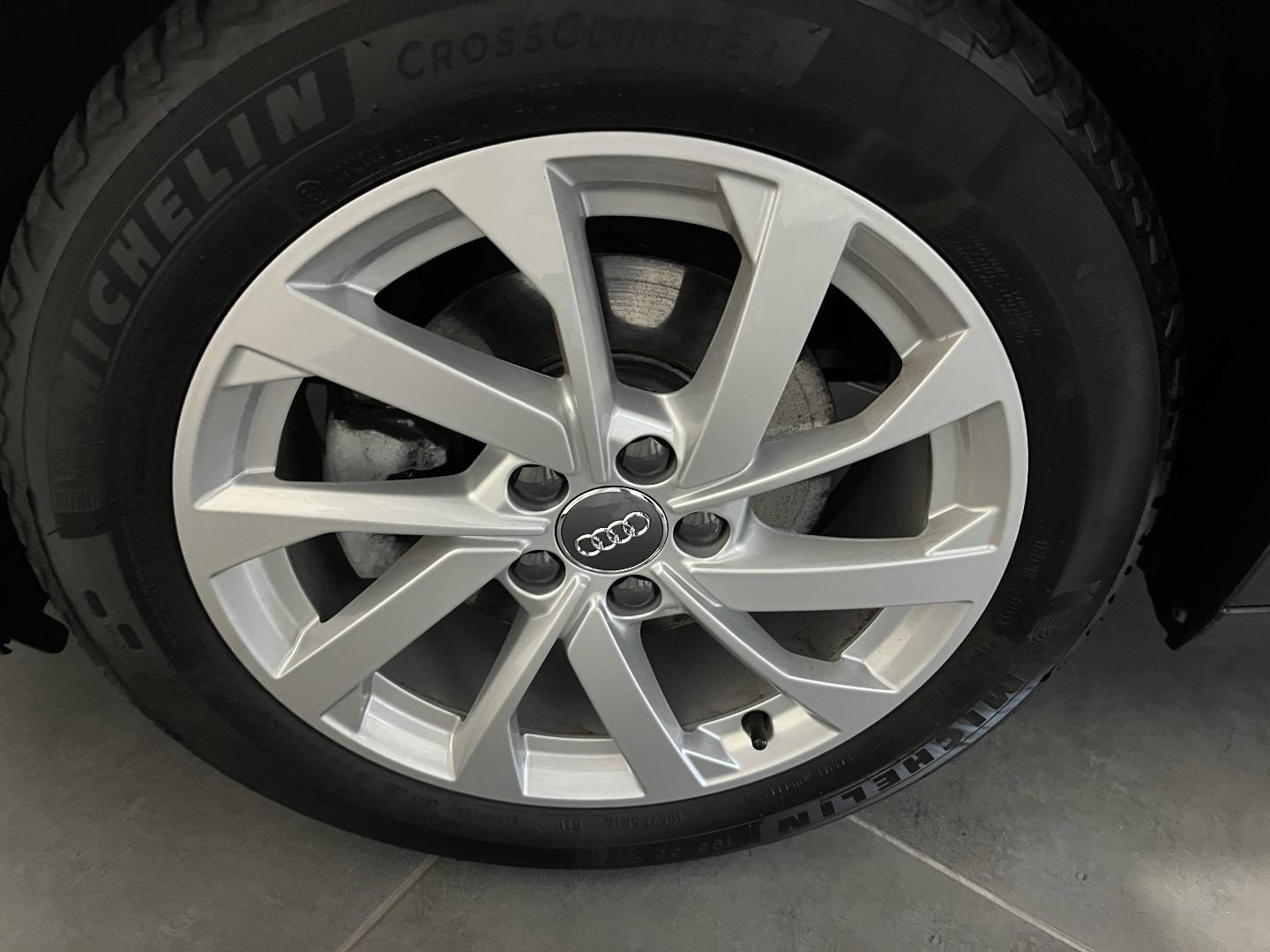 Image about Audi A1 Sportback Design 30 TFSI 85 kW (116 ch) 6 vitesses