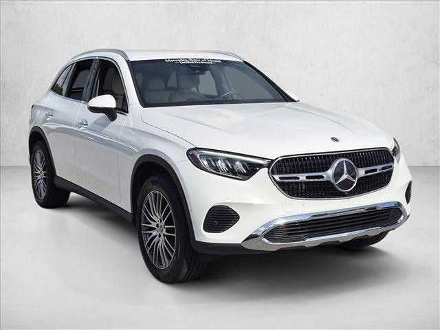 2025 Mercedes-Benz GLC 300