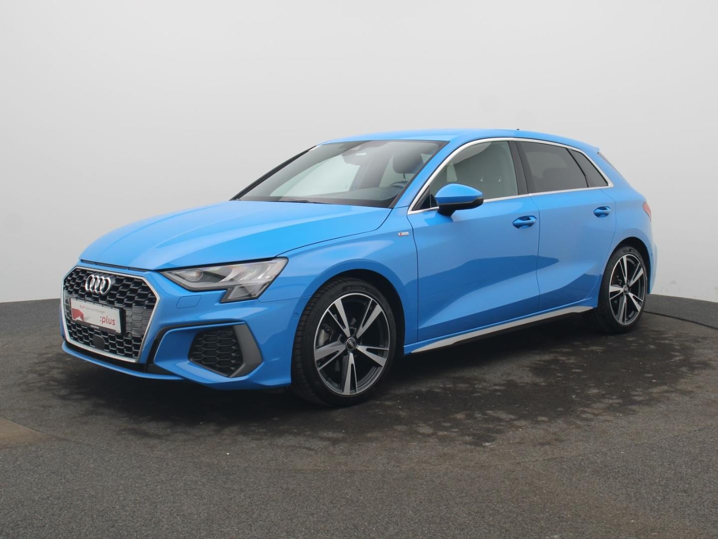 Bild über Audi A3 Sportback S line 35 TFSI S tronic - für weitere Informationen kontaktieren Sie den Audi Partner