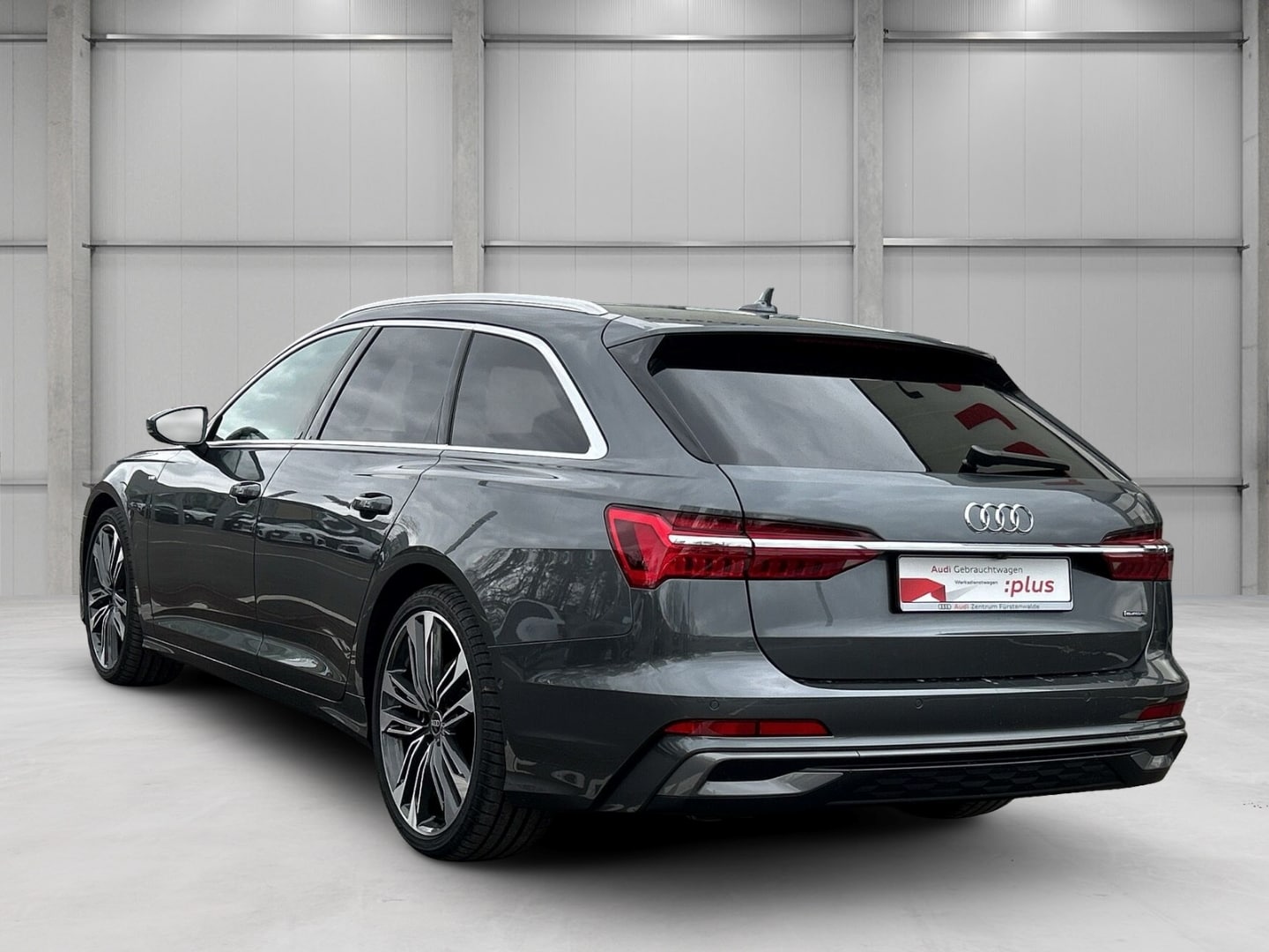 Bild über Audi A6 Avant S line 50 TDI quattro tiptronic - für weitere Informationen kontaktieren Sie den Audi Partner