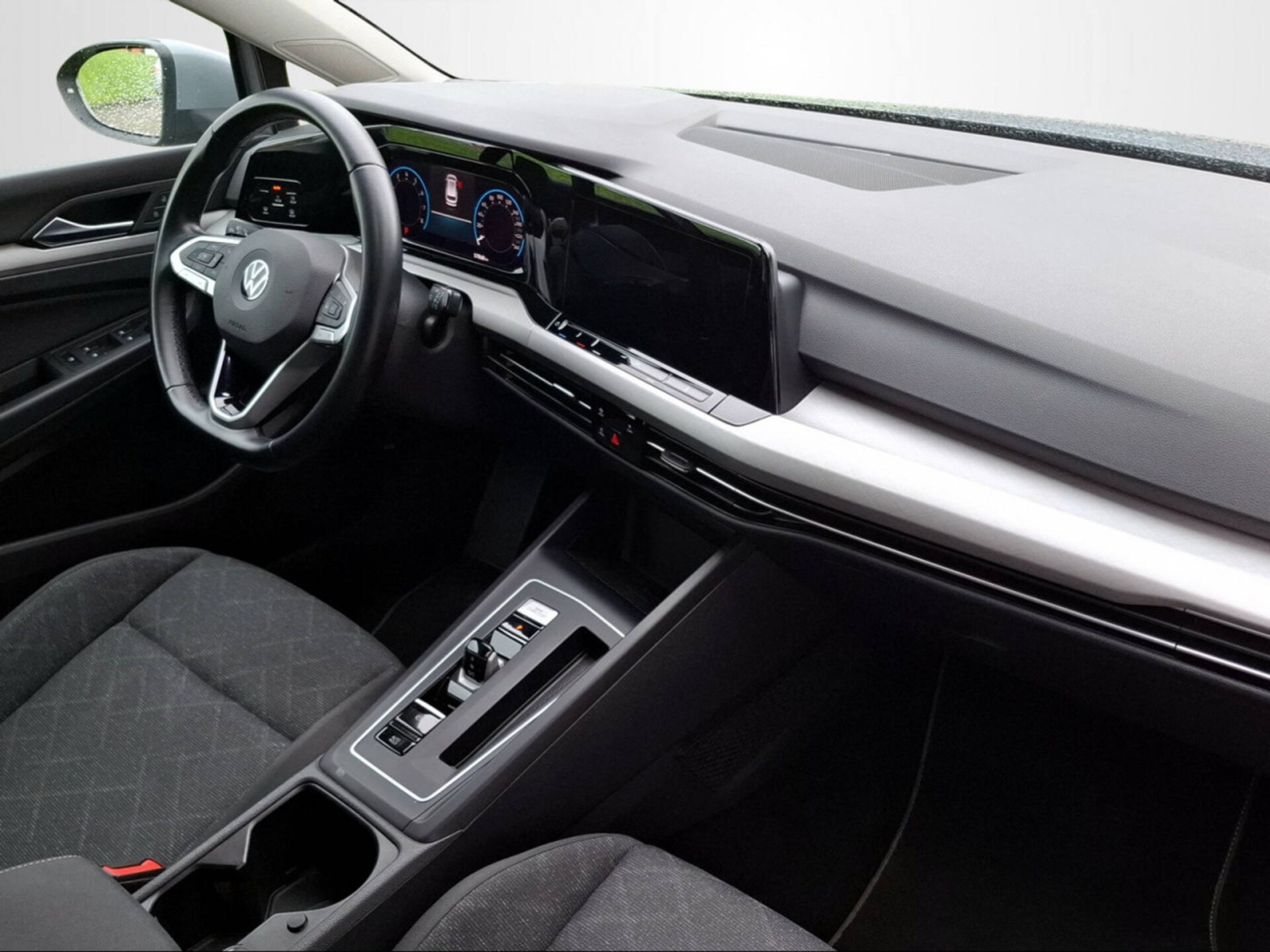 Volkswagen Golf Variant Life