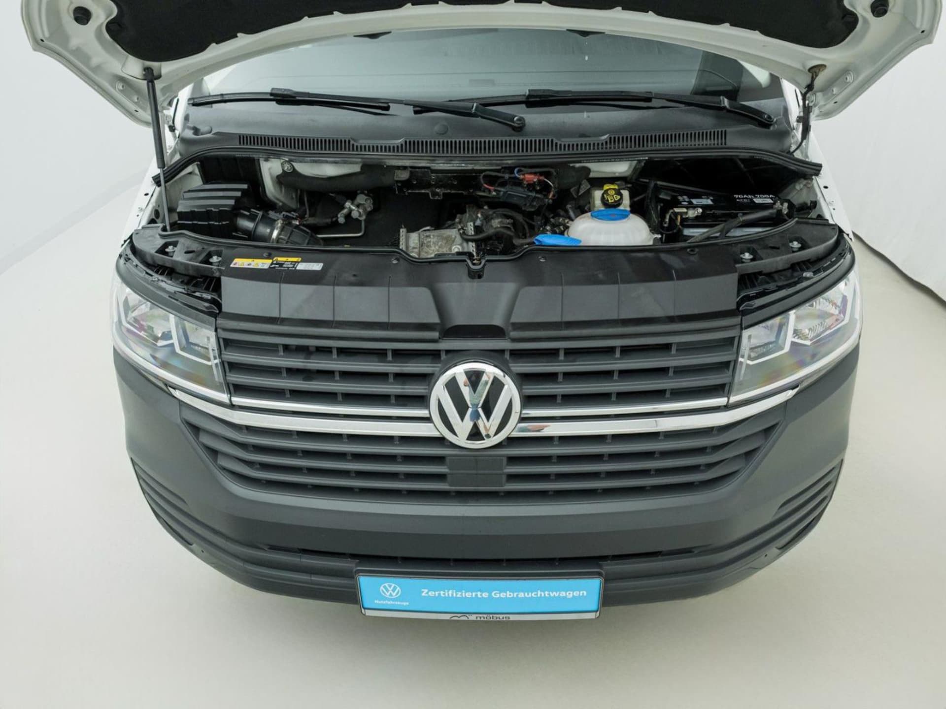 Volkswagen T6.1 Transporter Kasten langer Radstand