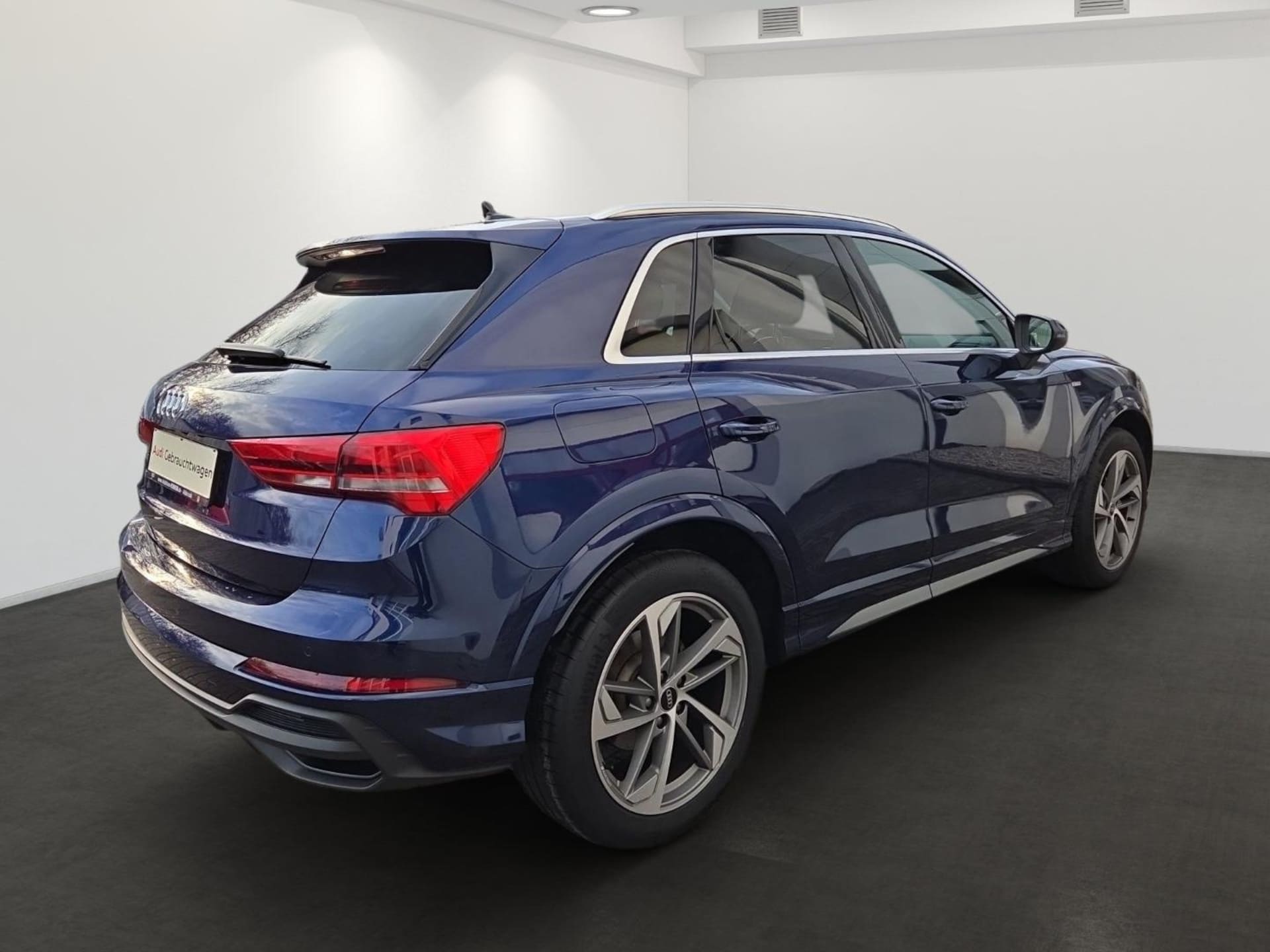 Audi Q3 SUV S line