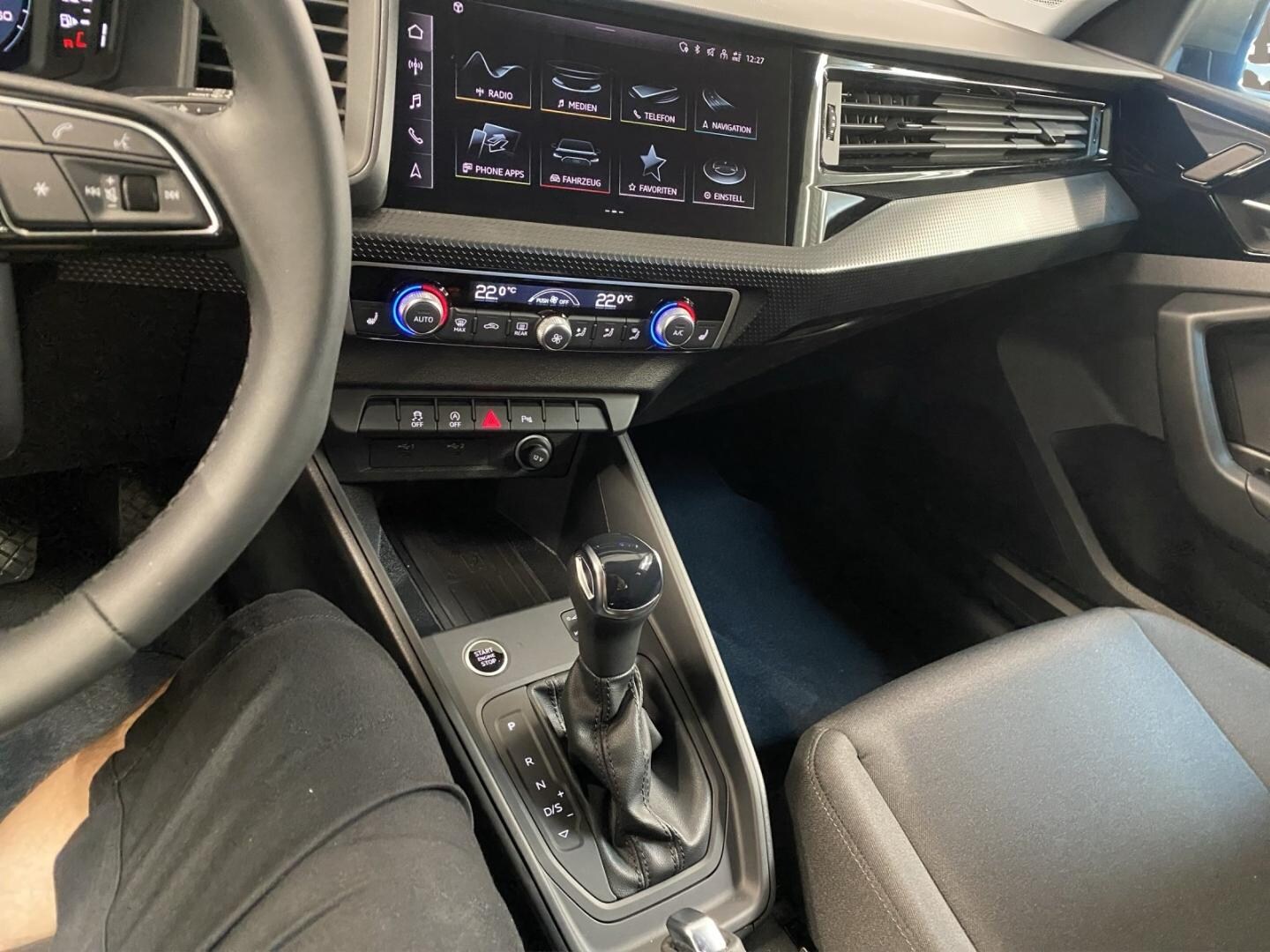 Bild über Audi A1 Sportback 30 TFSI S tronic - für weitere Informationen kontaktieren Sie den Audi Partner