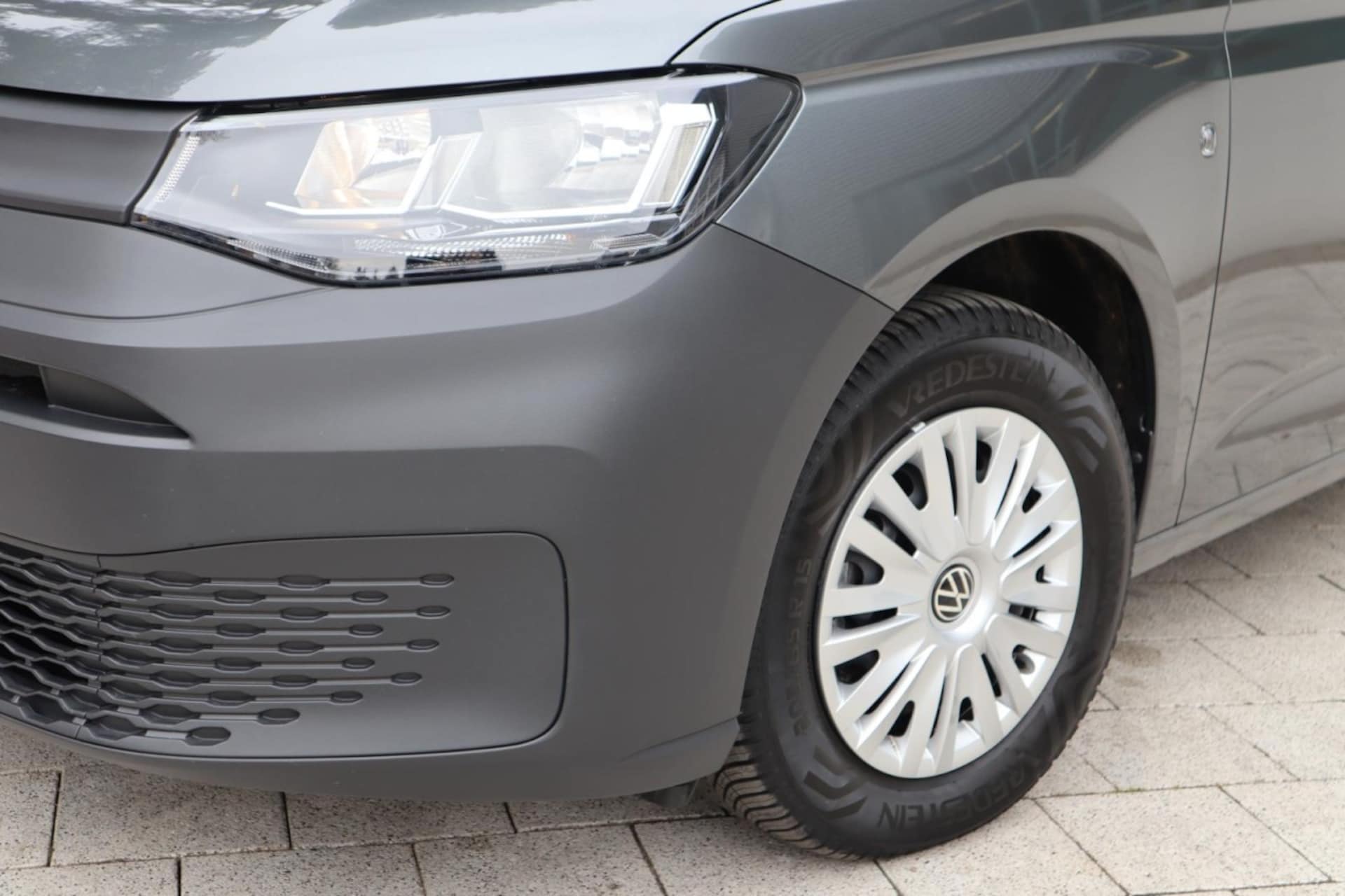 Volkswagen Caddy Basis-Modell