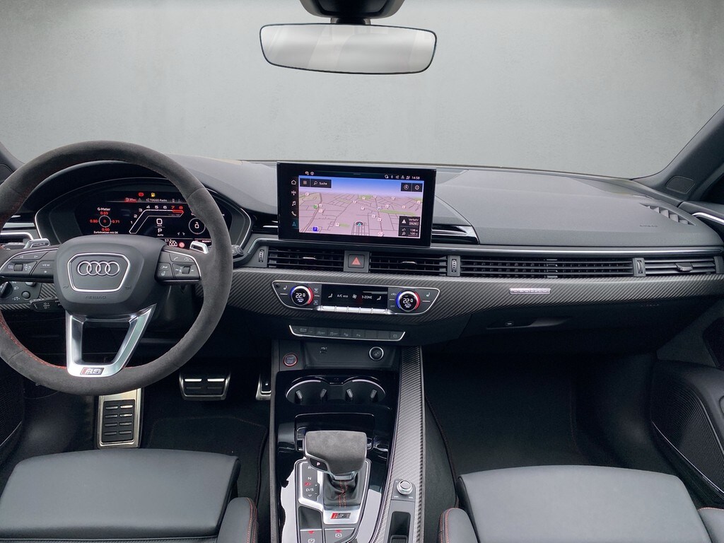 Image about Audi RS 4 Avant TFSI quattro tiptronic