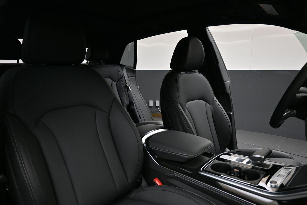 2026 Audi Q8 Prestige - Photo 13