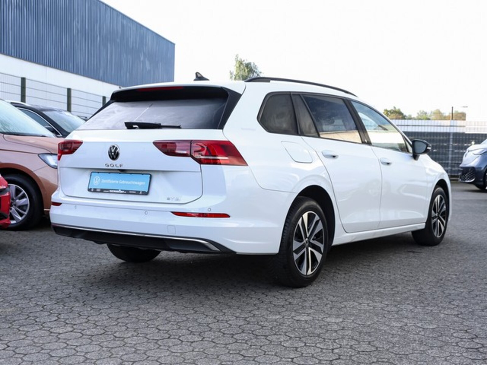 Volkswagen Golf Variant – Bild 2